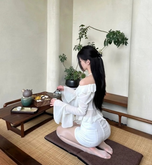 茶艺美颜_1_一点小心心_来自小红书网页版.jpg